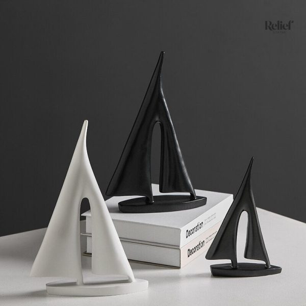 Bateau décoratif élégant en création artistique moderne