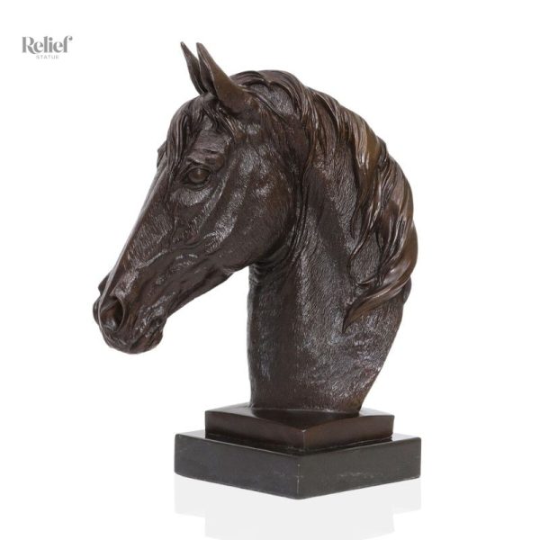 Sculpture en bronze représentant un cheval de 30 cm