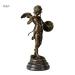 Statue de Cupidon en bronze, décoration élégante