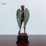 Figure emblématique de David en bronze de 39 cm