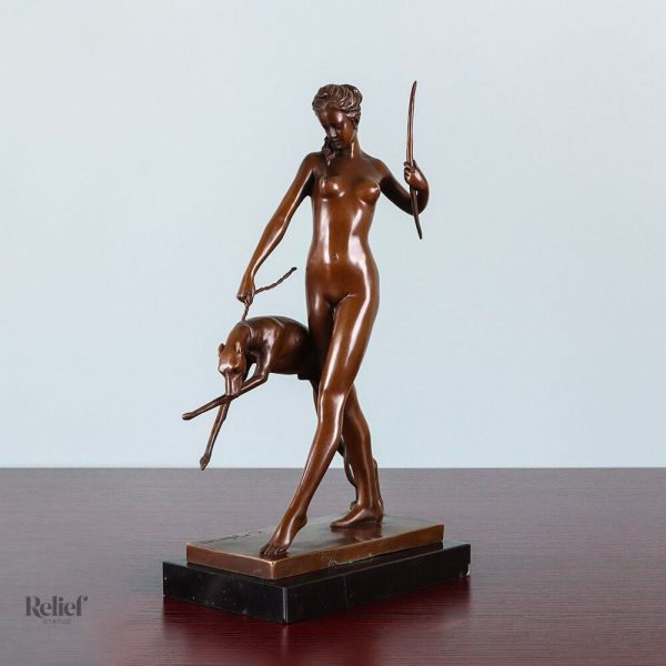 Bronze Diane, statue décorative au design raffiné