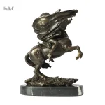 Figurine Napoléon en bronze, 29 cm de hauteur