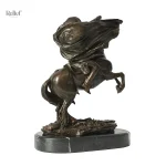 Napoléon à cheval en bronze, décoration élégante