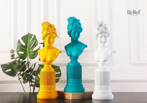 Statue d'Aphrodite, 36 cm, charme intemporel