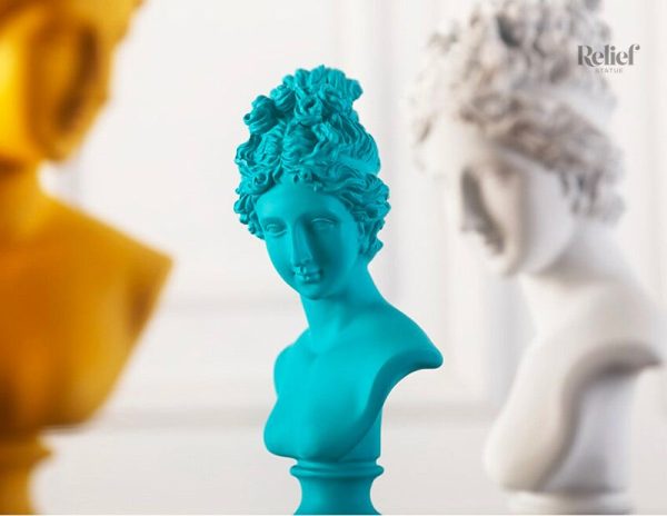 Buste classique d'Aphrodite, 36 cm, style raffiné