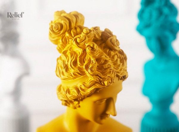 Élégante statue d'Aphrodite, 36 cm, pièce unique