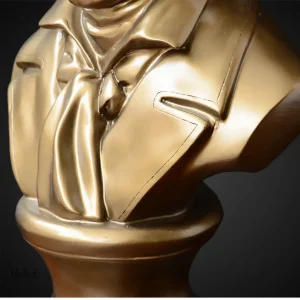 Buste doré de Beethoven, œuvre d'art en sculpture