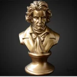 Sculpture de Beethoven, buste en finition dorée