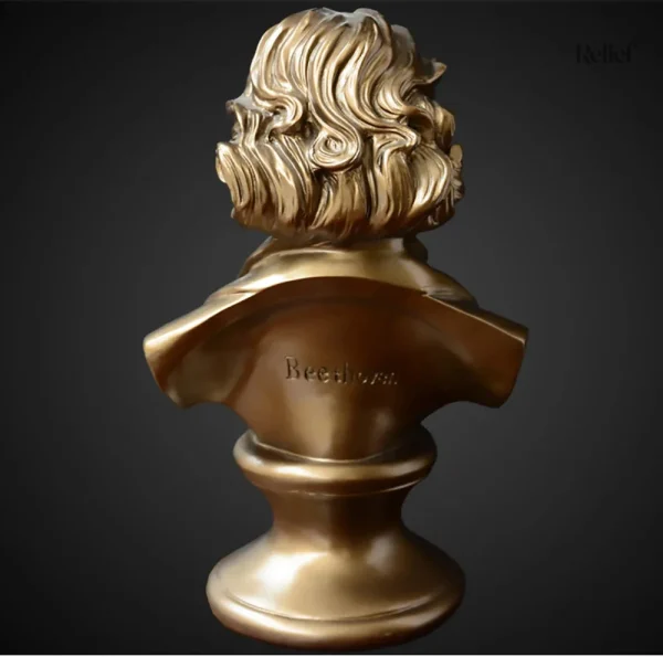 Buste de Beethoven, 30 cm de majesté dorée