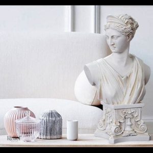 Buste décoratif de Diane, art grec traditionnel en résine