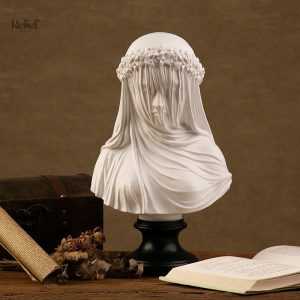 Buste de la Vierge Voilée en sculpture de 36 cm