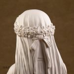 Buste en marbre représentant La Vierge Voilée