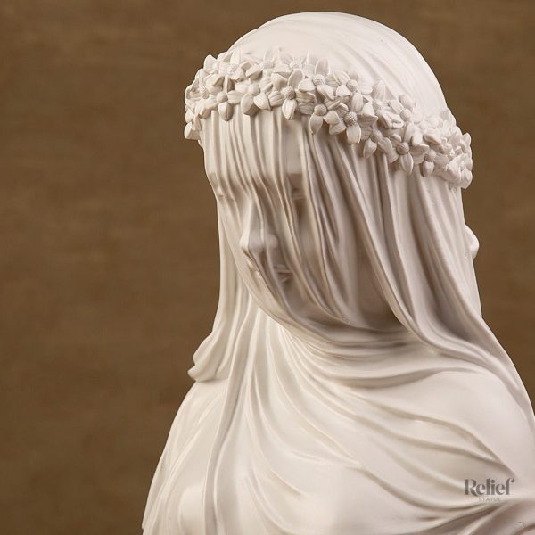 Buste de La Vierge Voilée en décoration artistique