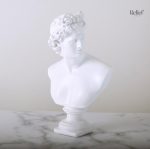 Statue de style grec, 32 cm de hauteur, ajout élégant