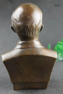 Sculpture buste en laiton représentant Lénine, 17 cm