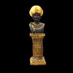 Statue égyptienne, buste représentant un célèbre pharaon