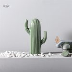 Statue moderne : cactus en céramique stylisé