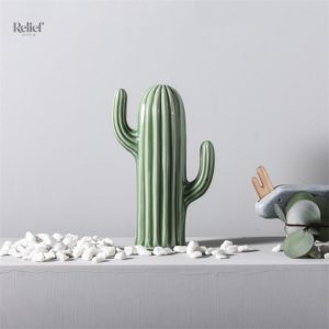 Statue moderne : cactus en céramique stylisé