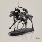 Art équestre : statue de cavalier sur son cheval