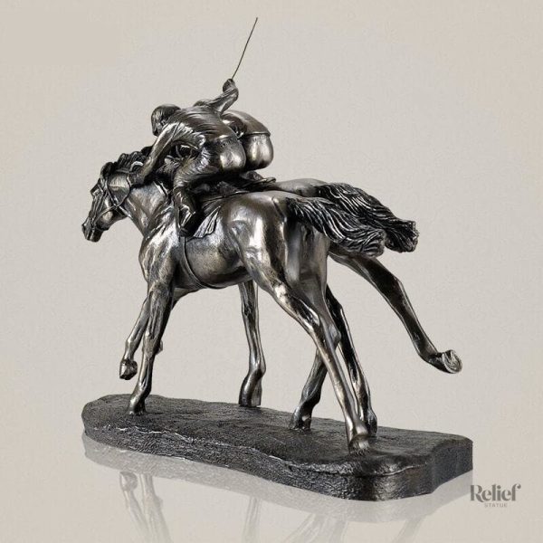 Décor mural : sculpture cheval et cavalier en mouvement