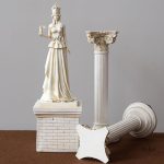 Statue grecque de colonne, piédestal en design corinthien