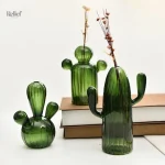 Objet déco cactus en verre avec finition élégante 15 cm