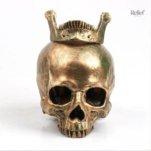 Tête de Mort dorée de 14 cm pour un style unique