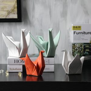 Cygne en origami, symbole de grâce et d'artisanat