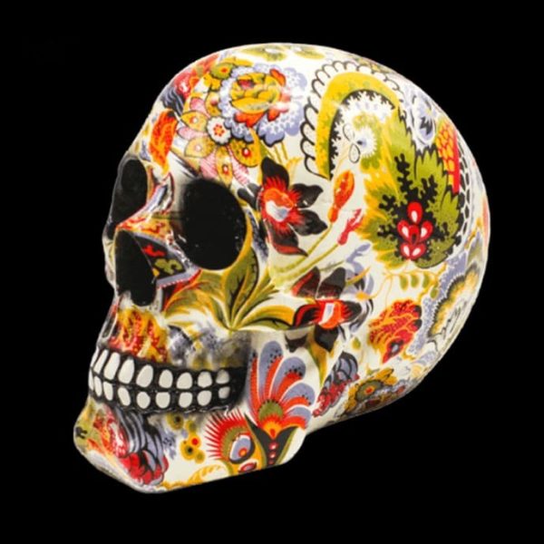 Détails vibrants sur crâne décoratif mexicain 15 cm