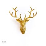 Détails artistiques d'une sculpture murale cerf moderne