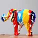 Accessoire décoratif éléphant en forme d'origami élégant