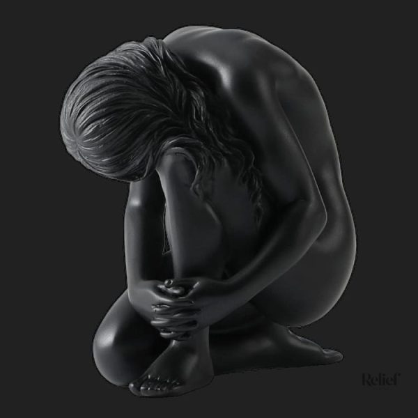 Sculpture femme 11 cm, un symbole de beauté naturelle