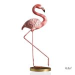 Statue Flamant Rose décorative en résine
