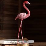 Élégante statue de flamant rose pour jardin