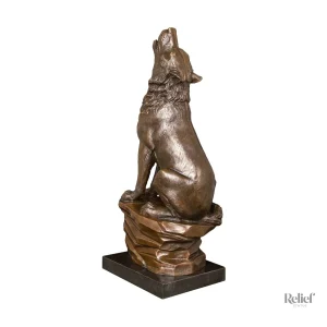 Élégante sculpture d'un loup en bronze authentique