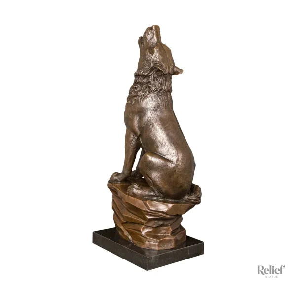 Élégante sculpture d'un loup en bronze authentique