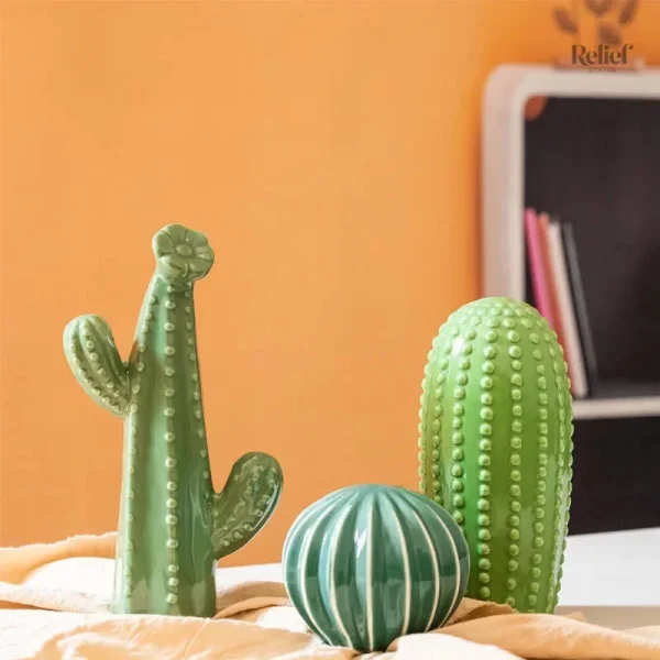 Cactus en céramique, élément décoratif intérieur unique
