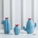 Lot de trois cactus en pot : décoration contemporaine