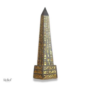 Obélisque Egyptien en décor traditionnel de Louxor