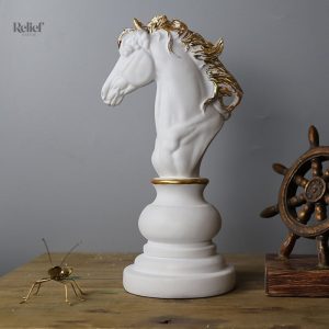 Sculpture unique sur le thème des échecs