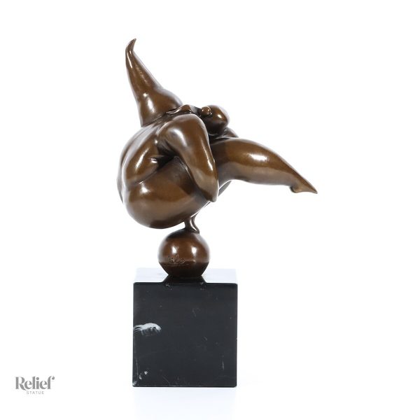 Réplique en bronze de l'œuvre iconique de Botero
