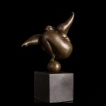 Statue d'art en bronze inspirée par le célèbre Botero