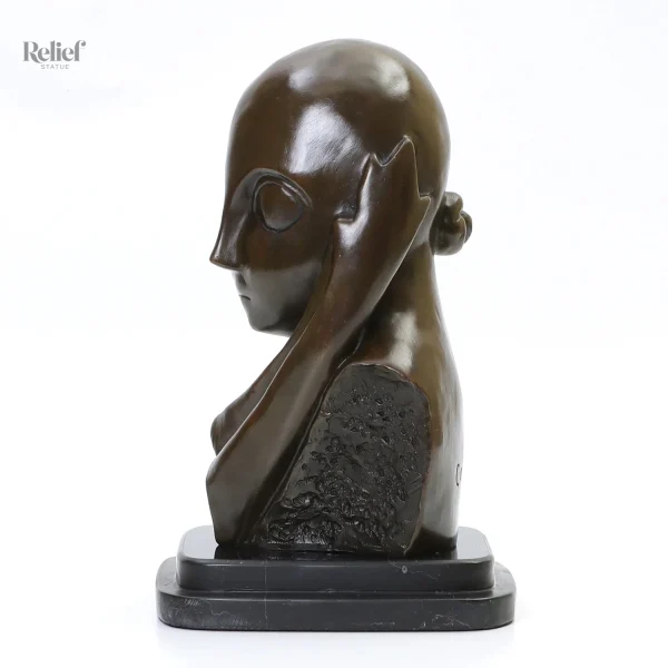 Statue Mlle Pogany I, design de Brancusi en bronze