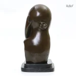 Bronze Mlle Pogany I, œuvre inspirée de Brancusi