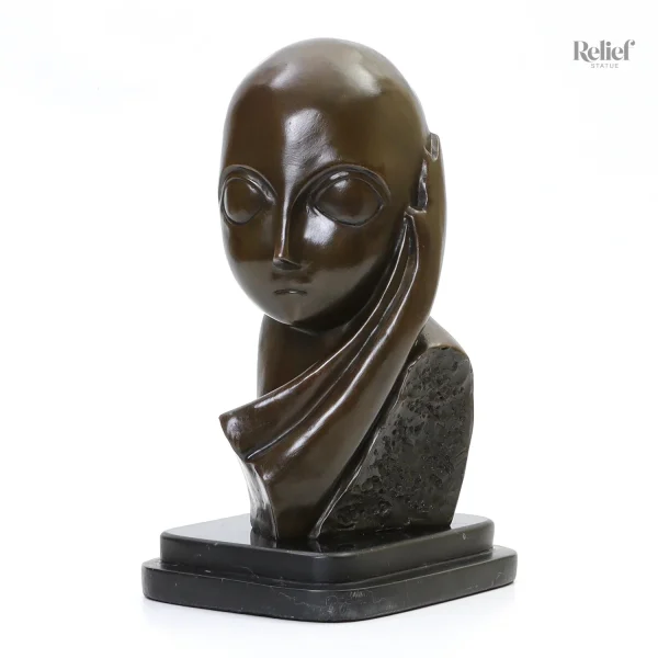 Sculpture Mlle Pogany I, fidèle reproduction en bronze