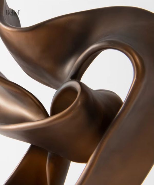 Objet d'art en résine 45 cm, design abstrait bronze