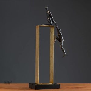 Statue acrobate en métal pour décoration intérieure