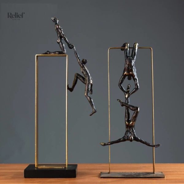 Art décoratif représentant un homme acrobate élégant