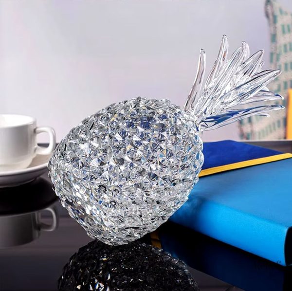 Sculpture en verre, ananas en cristal, pièce unique d'art