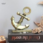 Sculpture en métal représentant une ancre maritime